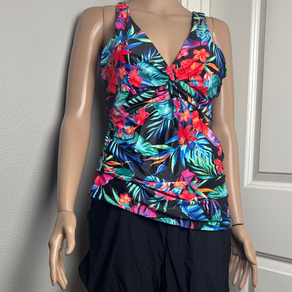 NWT Tankini Tropical Print Bikini Top Matching Black Swim Shorts with Pockets! - Picture 10 of 14